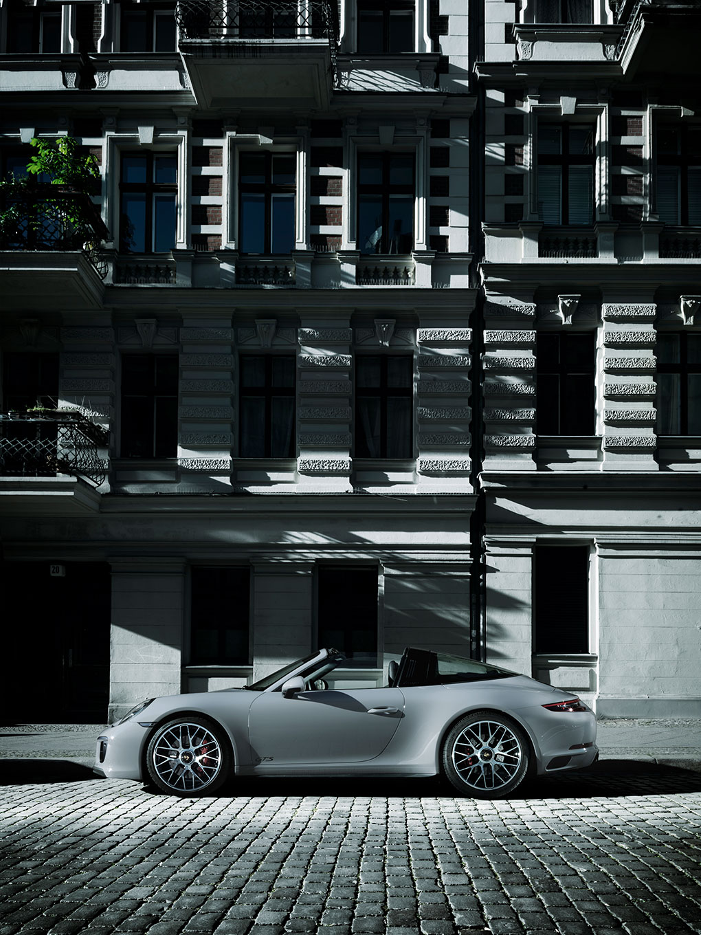 Porsche Where Magazin Brunnenstraße